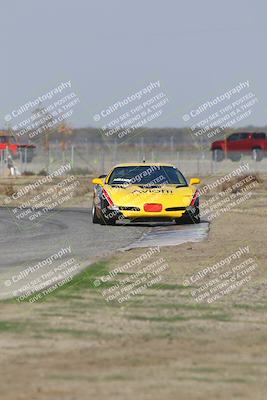media/Oct-25-2025-CalClub SCCA (Sat) [[34c778dfbe]]/Group 3/Qualifying/